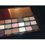 Тени для век Makeup Revolution Nudes фото