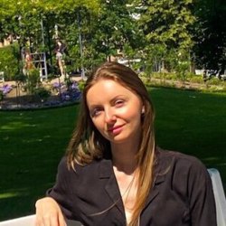 ArinaBelousova27 аватар