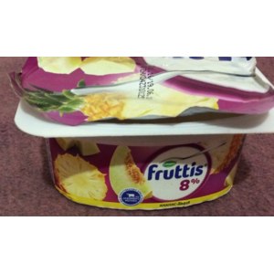 Йогурт Campina Fruttis "Ананас и дыня" 8% фото
