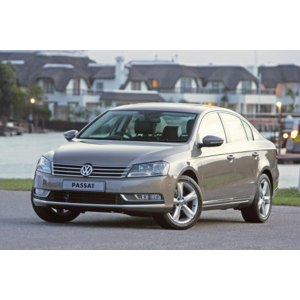 Volkswagen Passat - 2012 фото