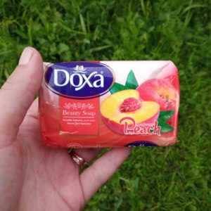 Мыло туалетное твердое Doxa Fruit "Персик" фото