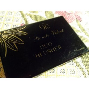 Румяна Charme Gentle Velvet Duo Blusher фото