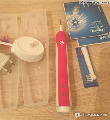 Электрическая зубная щетка Oral-B PRO 750 Cross Action, Pink фото