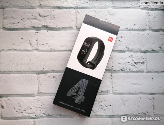 Фитнес-браслет Xiaomi Mi Band 4 фото
